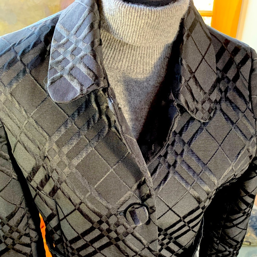 Funky lightweight coat size 8